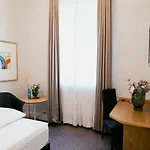 林姆堡多姆酒店 4* 拉恩河畔林堡