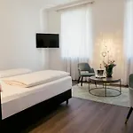 酒店 林姆堡多姆酒店 4*