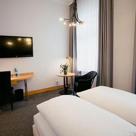 Hotel Dom Limburg 4*