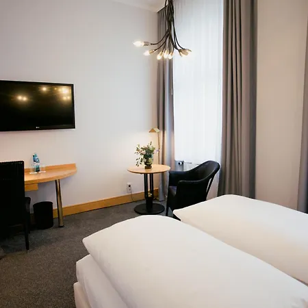 Hotel Dom Limburg 4*