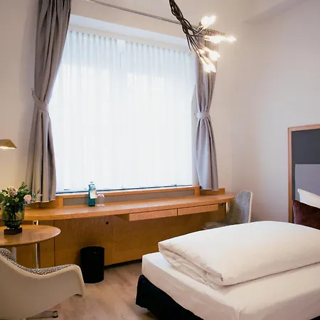 Dom Limburg Hotel 4*