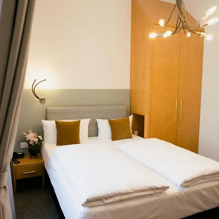 Hotel Dom Limburg 4*