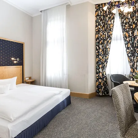 Dom Limburg 4*