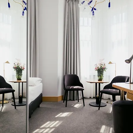 Dom Limburg Hotel 4*