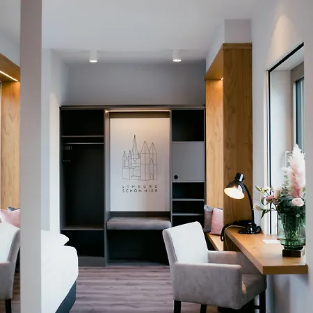 Dom Limburg Hotel 4*