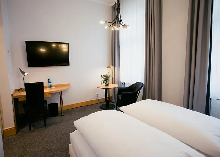 Hotell Dom Limburg 4*