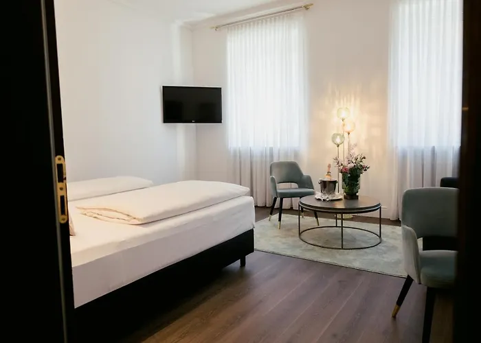 Hotel Dom Limburg 4*