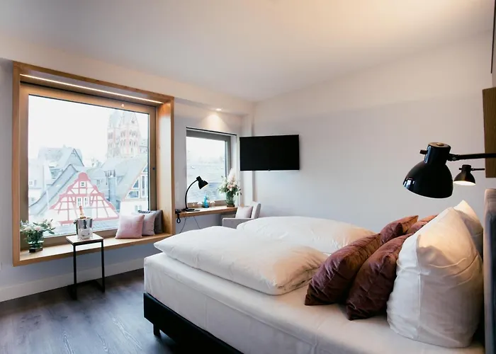 Dom Limburg Hotell 4*