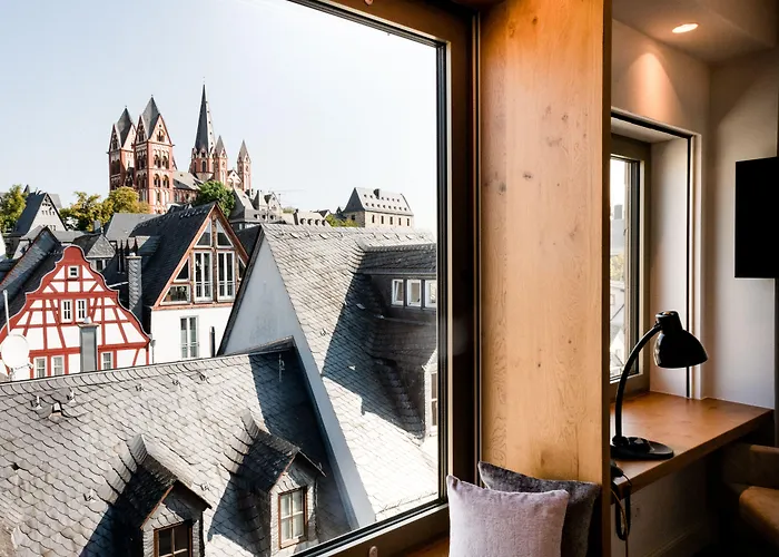 Dom Limburg Hotel 4*